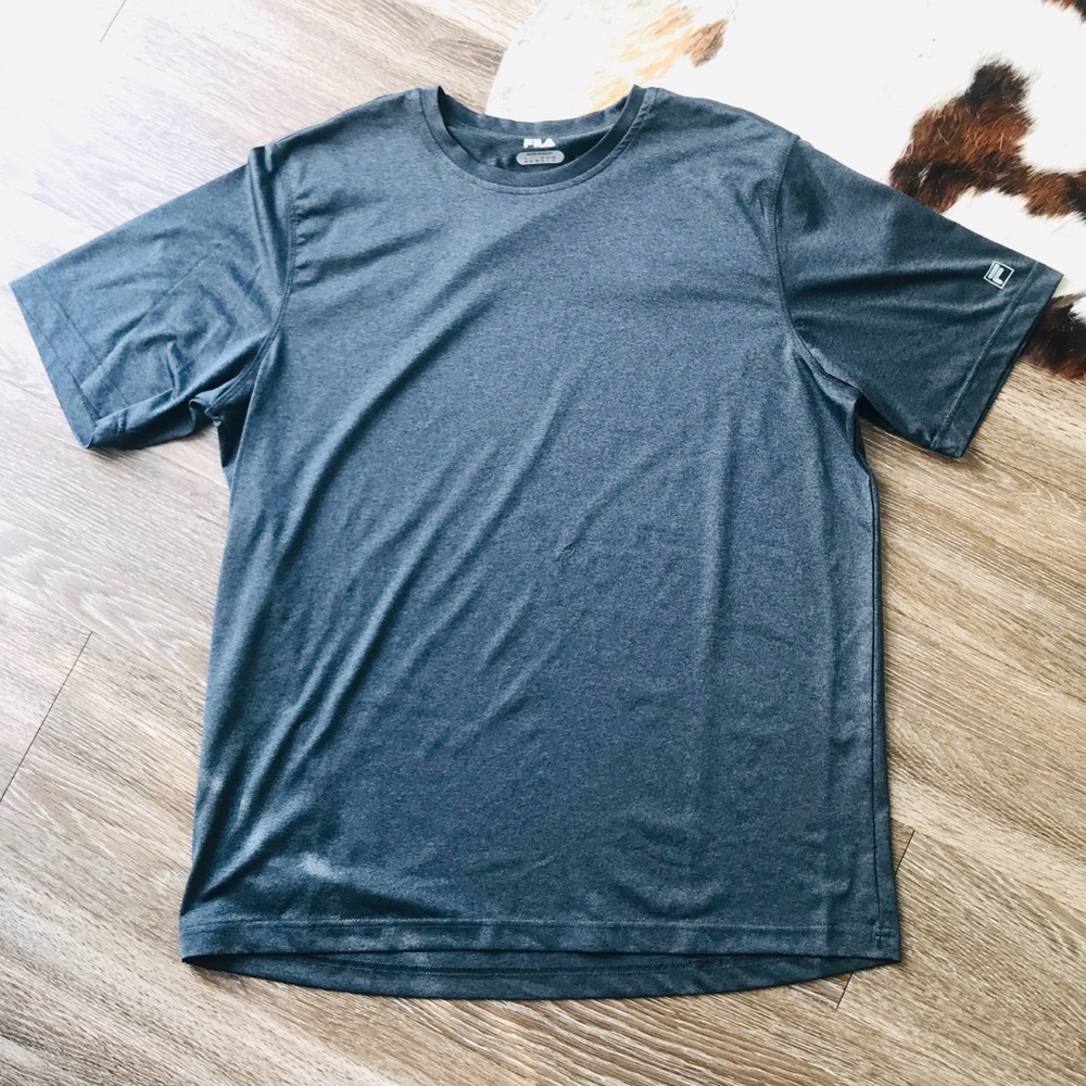 FILA NEW ATHLETIC WORKOUT T SHIRT SZ L NEW